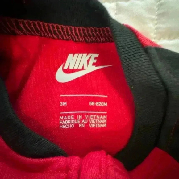 Nike 3 month onesie - Picture 3 of 3